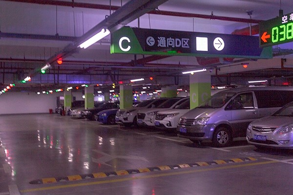 智能停車場為何火？